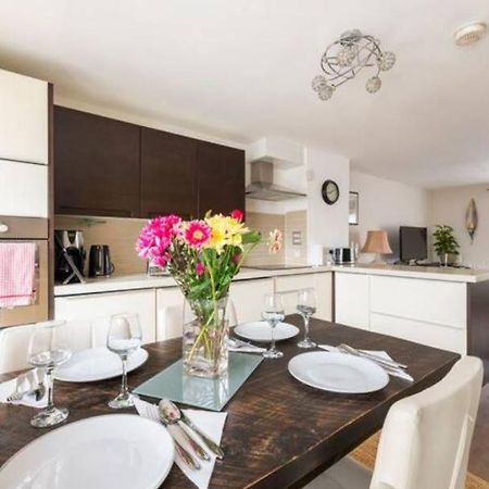 Super Central Beautiful Three Bedroom Londen Buitenkant foto