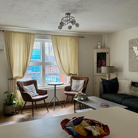 Super Central Beautiful Three Bedroom Londen Buitenkant foto